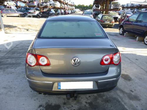 Radio VW PASSAT B6 (3C2) 1.9 TDI | BP38803953E6 - Image 12