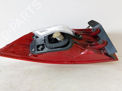 Right taillight VW PASSAT B7 Variant (365) 1.6 TDI | BP38806665C35  - Image 5