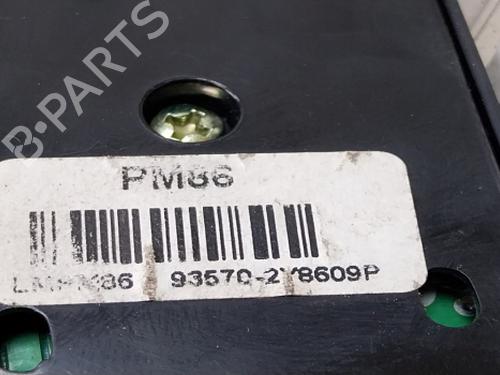 Right front window switch HYUNDAI ix35 Van CRDi 4WD | BP38813209I26 - Image 7