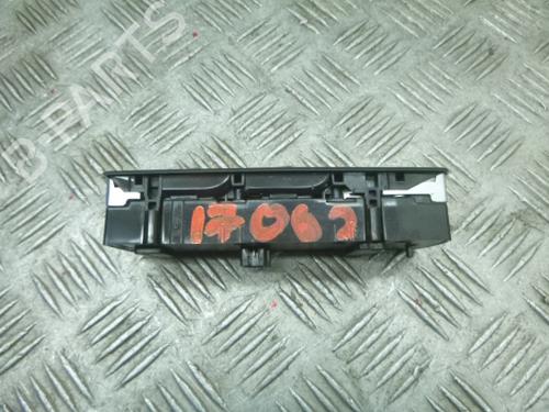 Right front window switch TESLA MODEL S (5YJS) 70 | BP38807353I26 - Image 2