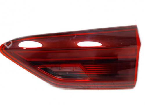 Used Right tailgate light Right tailgate light VW POLO VI (AW1, BZ1, AE1) 1.0 TSI (95 hp) 38813089 38813089
