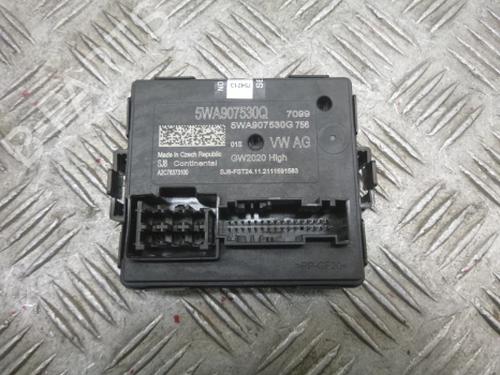 Used Electronic module Electronic module SKODA OCTAVIA IV Combi (NX5, PV5) 2.0 TDI RS (200 hp) 38812667 38812667