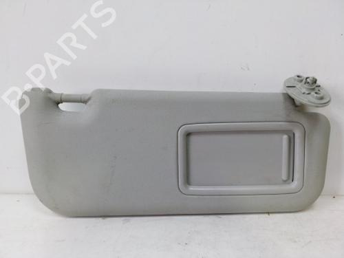 Used Right sun visor Right sun visor TOYOTA YARIS (_P21_, _PA1_, _PH1_) 1.5 Hybrid (MXPH10, MXPH11) (116 hp) 38813234 38813234
