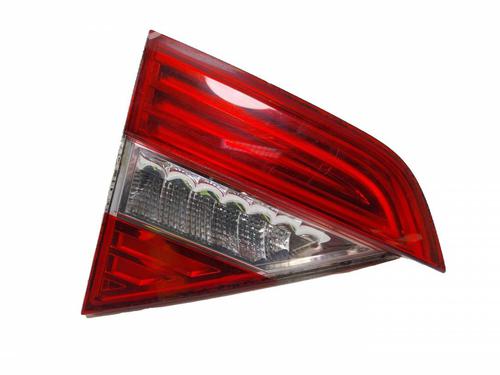 right-tailgate-light-skoda-superb-ii-3t4-2008-2009-2010-2011-2012-2013-2014-2015-39960938 main image