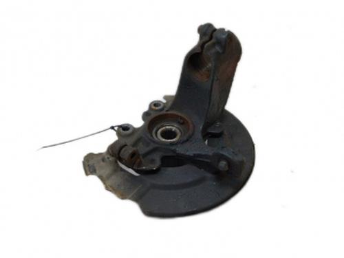 Used Right front steering knuckle Right front steering knuckle FORD FOCUS III Saloon 1.0 EcoBoost (125 hp) 38811951 38811951