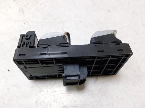 Right front window switch AUDI Q3 (8UB, 8UG) 2.0 TDI | BP38804966I26 - Image 4