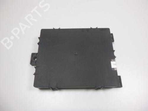 Fuse box PORSCHE 911 (997) 3.8 Carrera S | BP38805725E1 - Image 2