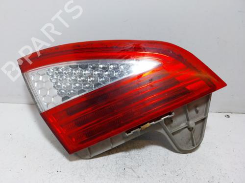 Used Left tailgate light Left tailgate light FORD MONDEO IV (BA7) 2.0 TDCi (140 hp) 38809922 38809922