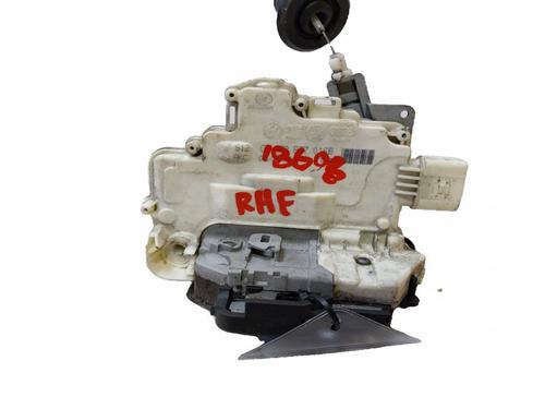 front-right-lock-audi-a3-sportback-8pa-2004-2005-2006-2007-2008-2009-2010-2011-2012-2013-2014-2015-39689982 main image