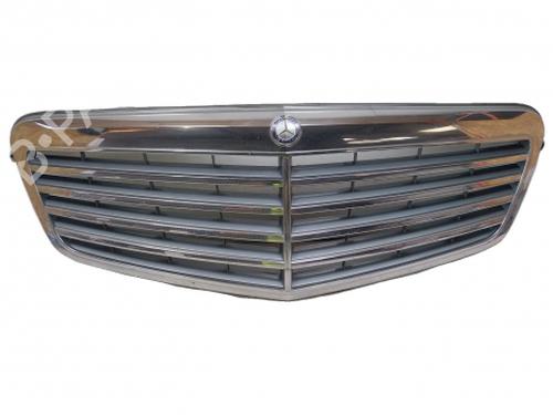 grille-mercedes-benz-e-class-w212-2009-2010-2011-2012-2013-2014-2015-2016-38811697 main image