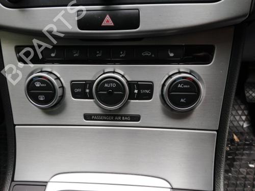 Fuse box VW CC B7 (358) 2.0 TDI | BP38810897E1 - Image 18