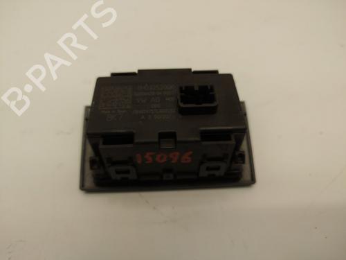 Warning switch VW GOLF VIII (CD1, DA1) 1.5 TSI | BP38805924I22 - Image 3