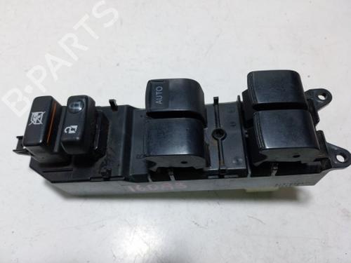 Used Right front window switch Right front window switch TOYOTA COROLLA Saloon (_E15_) 1.4 D-4D (NDE150) (90 hp) 38804331 38804331