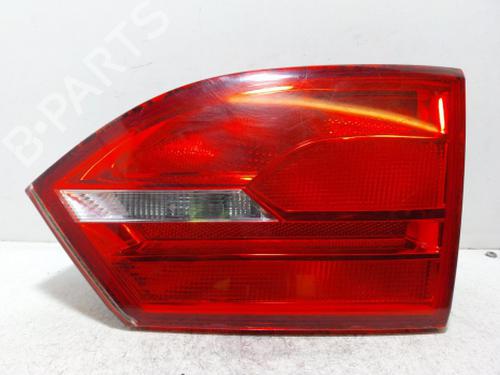 Used Right tailgate light Right tailgate light VW JETTA IV (162, 163, AV3, AV2) 1.6 TDI (105 hp) 38810775 38810775