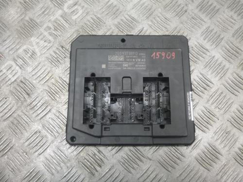 Used Fuse box Fuse box VW POLO VI (AW1, BZ1, AE1) 1.0 TSI (95 hp) 38807568 38807568