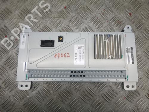 Instrument cluster TESLA MODEL S (5YJS) 70 | BP38807358C47 - Image 3