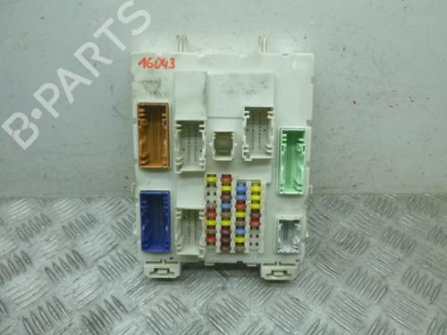 fuse-box-ford-focus-iii-2010-2011-2012-2013-2014-2015-2016-2017-2018-2019-2020-38816071 main image