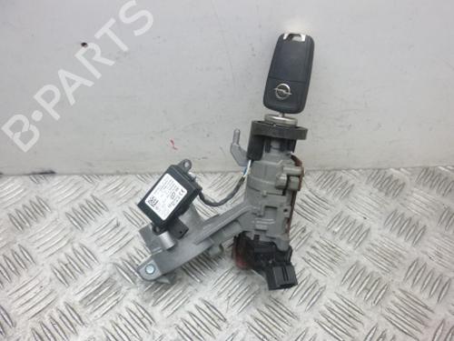 Used Switch Switch OPEL INSIGNIA A Sports Tourer (G09) 2.0 CDTI (35) (131 hp) 38811988 38811988