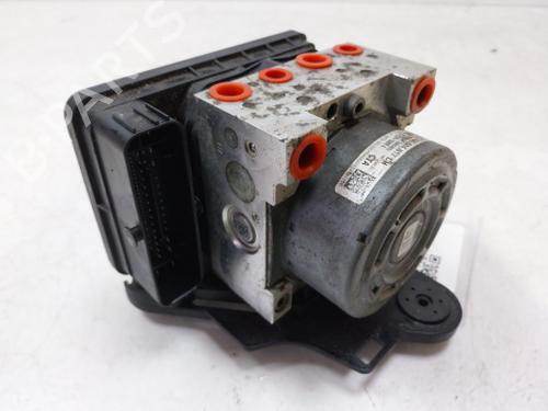 Used ABS pump ABS pump VW GOLF VII (5G1, BQ1, BE1, BE2) 1.4 TSI (125 hp) 38815926 38815926