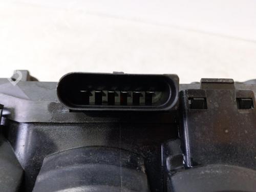 Right taillight VW TRANSPORTER T5 Van (7HA, 7HH, 7EA, 7EH) 1.9 TDI | BP38809572C35  - Image 5