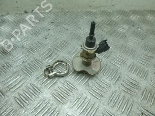 Used Injector Injector VW PASSAT B8 (3G2, CB2) 2.0 TDI (150 hp) 38807256 38807256