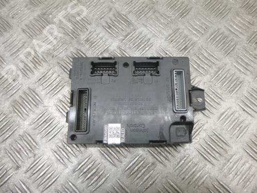 fuse-box-renault-captur-i-j5_-h5_-2013-38805058 main image