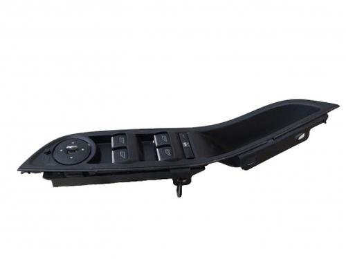 Used Right front window switch Right front window switch FORD FOCUS III 1.6 TDCi (95 hp) 39247819 39247819