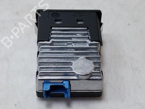Electronic module BMW 1 (F70) 120 Mild-Hybrid | BP38805889M83 - Image 3