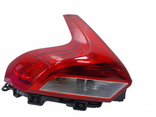 left-taillight-volvo-v40-hatchback-525-2012-2013-2014-2015-2016-2017-2018-2019-40466870 main image