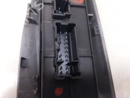 Right front window switch NISSAN JUKE (F15) 1.5 dCi | BP38803541I26 - Image 4