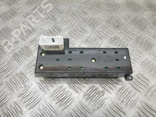 Right front window switch HYUNDAI i30 (FD) 1.6 CRDi | BP38814465I26 - Image 3