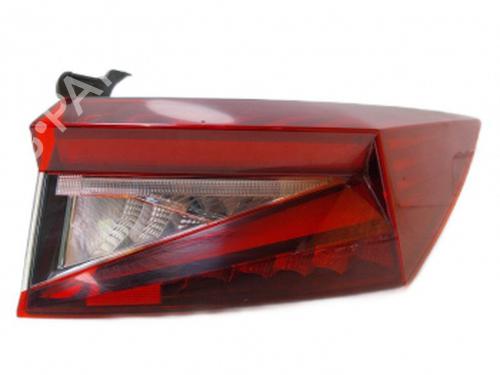 right-taillight-skoda-enyaq-iv-suv-5az-2020-38803323 main image