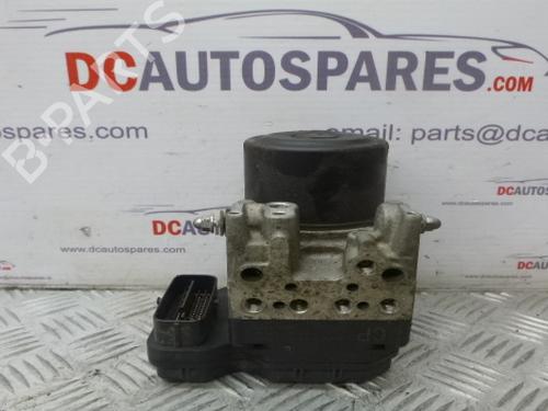 abs-pump-lexus-is-ii-_e2_-2005-2006-2007-2008-2009-2010-2011-2012-2013-38813443 main image