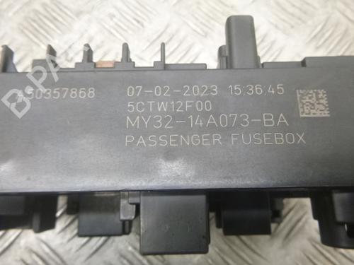 Fuse box LAND ROVER DEFENDER Station Wagon (L663) P400e Hybrid 4x4 | BP38814059E1 - Image 4