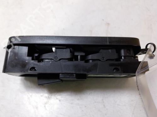 Right front window switch VOLVO S40 II (544) 1.6 D | BP38806820I26 - Image 2