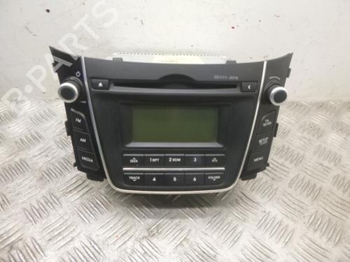 Used Radio Radio HYUNDAI i30 (GD) 1.4 CRDi (90 hp) 38806007 38806007