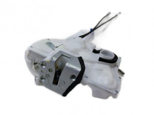 front-right-lock-suzuki-s-cross-2022-38811445 main image