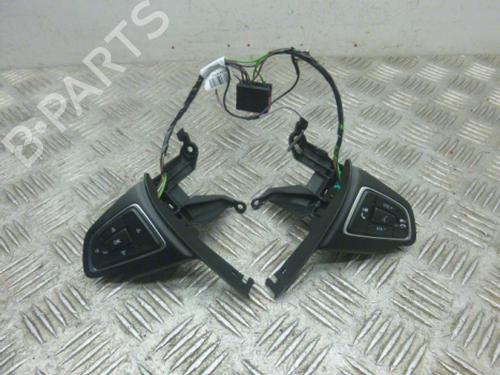 Used Steering wheel Steering wheel FORD FOCUS III 1.5 TDCi (95 hp) 38812658 38812658