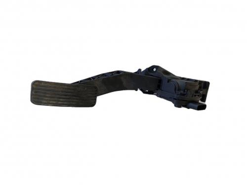 pedal-opel-astra-k-b16-2015-2016-2017-2018-2019-2020-2021-2022-38808657 main image