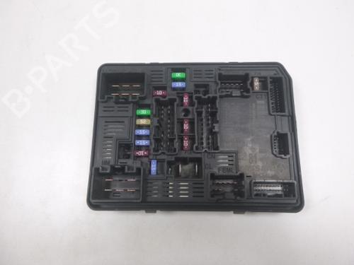 fuse-box-renault-captur-ii-hf_-2020-38805827 main image