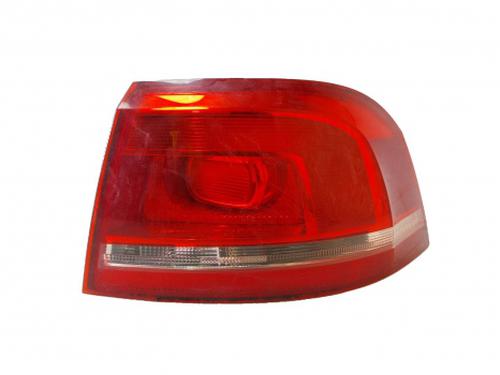 right-taillight-vw-passat-b7-variant-365-2010-2011-2012-2013-2014-2015-38810183 main image