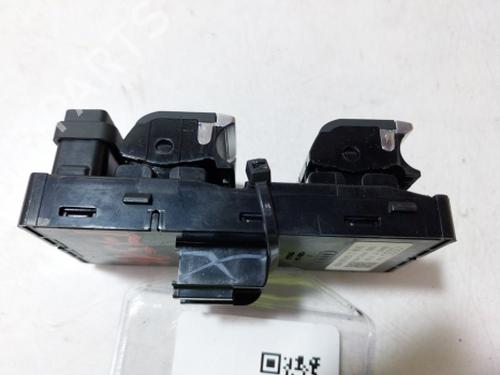 Right front window switch AUDI Q3 (F3B) 35 TDI | BP38813031I26 - Image 2