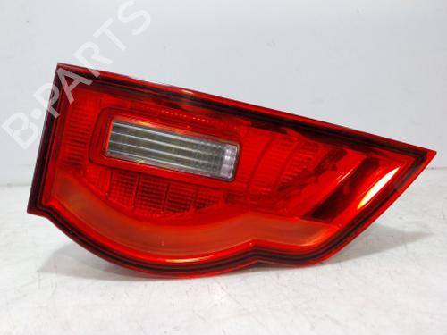 left-tailgate-light-jaguar-f-pace-x761-2015-38808653 main image