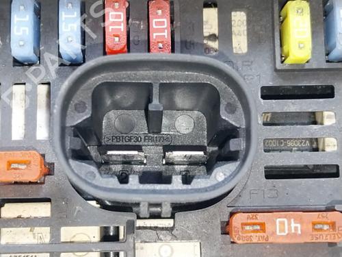 Fuse box CITROËN C5 III Break (RW_) 1.6 HDi 110 (RW9HZC) | BP38808768E1 - Image 4
