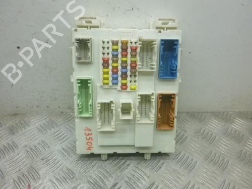 Used Fuse box Fuse box FORD FOCUS III 1.6 TDCi (115 hp) 38813284 38813284