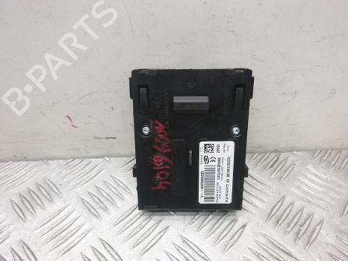 card-reader-renault-zoe-bfm_-2012-38811402 main image