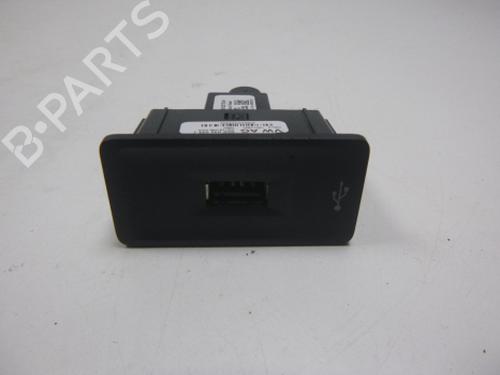 electronic-module-vw-golf-vii-5g1-bq1-be1-be2-2012-2013-2014-2015-2016-2017-2018-2019-2020-2021-38806543 main image