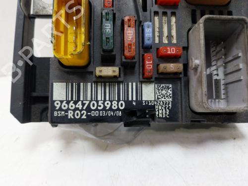 Fuse box CITROËN C5 III Break (RW_) 1.6 HDi 110 (RW9HZC) | BP38808768E1 - Image 8