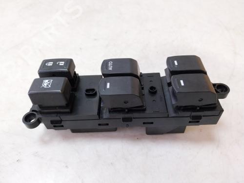 Right front window switch SUZUKI VITARA (LY) 1.6 DDiS (APK 416D) | BP38810954I26 - Image 2
