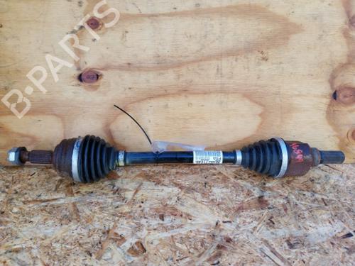 Used Left front driveshaft Left front driveshaft PEUGEOT 5008 II (MC_, MJ_, MR_, M4_) 1.5 BlueHDi 130 (MCYHZJ, MCYHZR, MCYHZX) (131 hp) 39104406 39104406